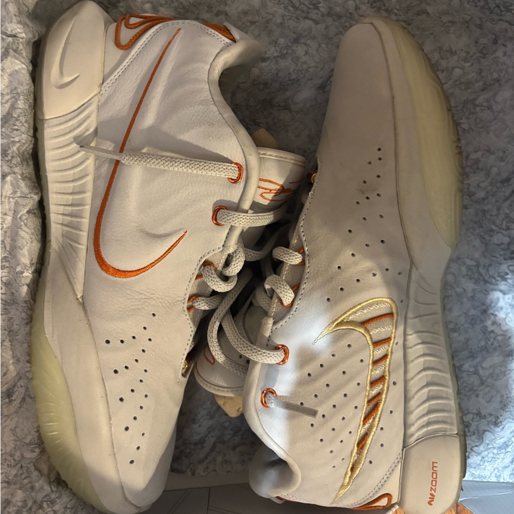 Nike LeBron XXI Size 10.5 Cream and Orange